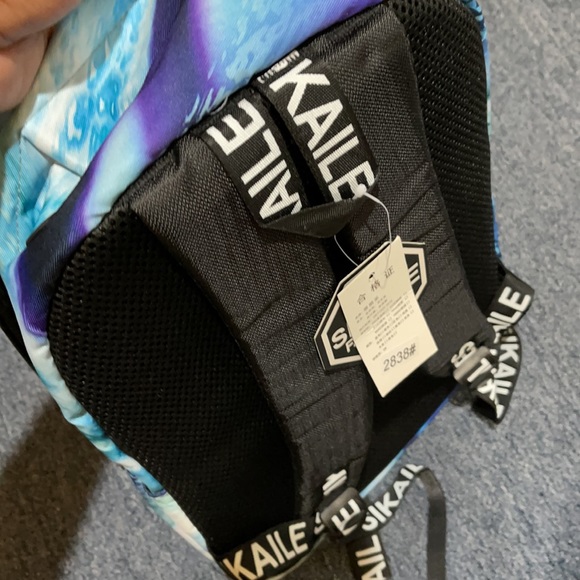 Beautiful backpack - Picture 2 of 3